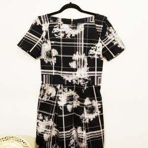Black and white short sleeved mini dress